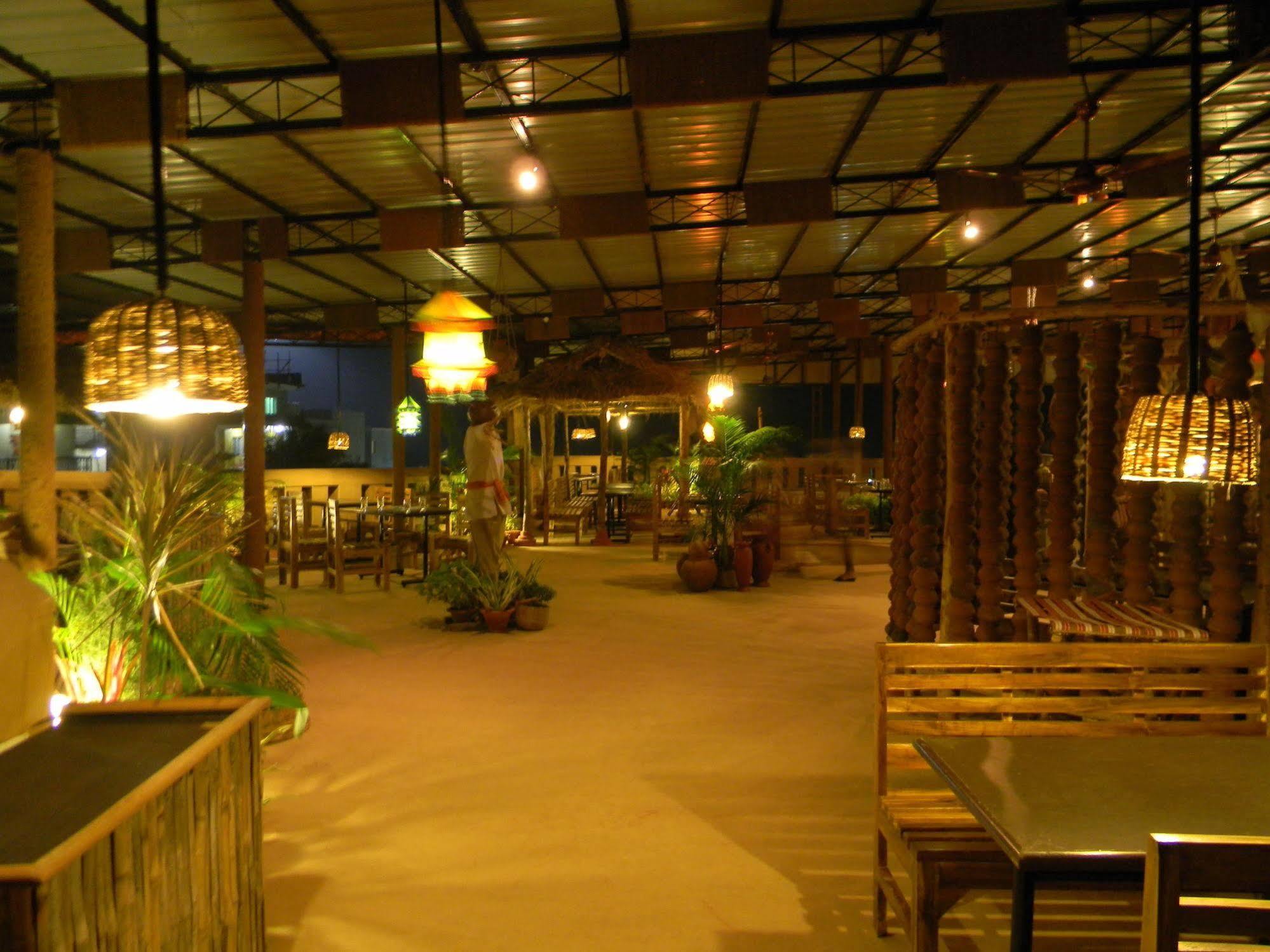Mahodadhi Palace Hotel 4*